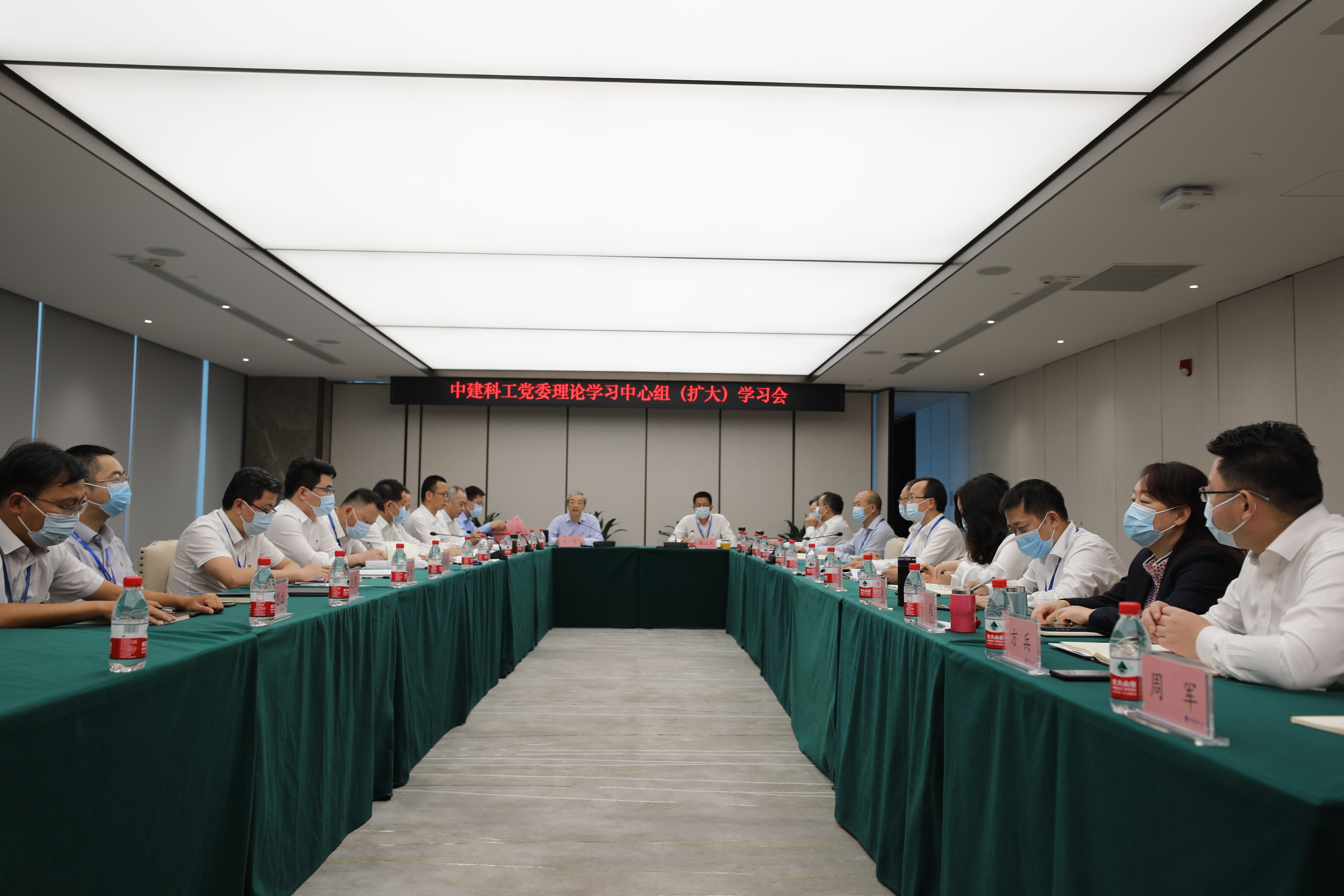 2J6A0977.JPG 2J6A0977.JPG